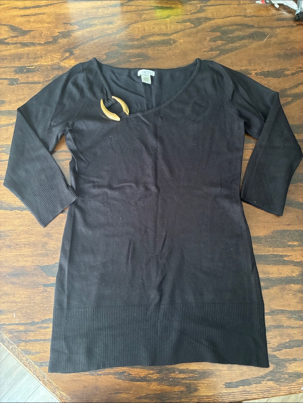 Cache Black 3/4 length Sleeve Knit V-Neck Top